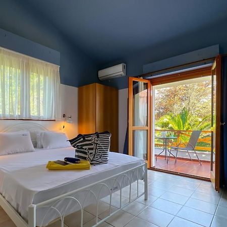 Joseph Village Apartments فوركا المظهر الخارجي الصورة