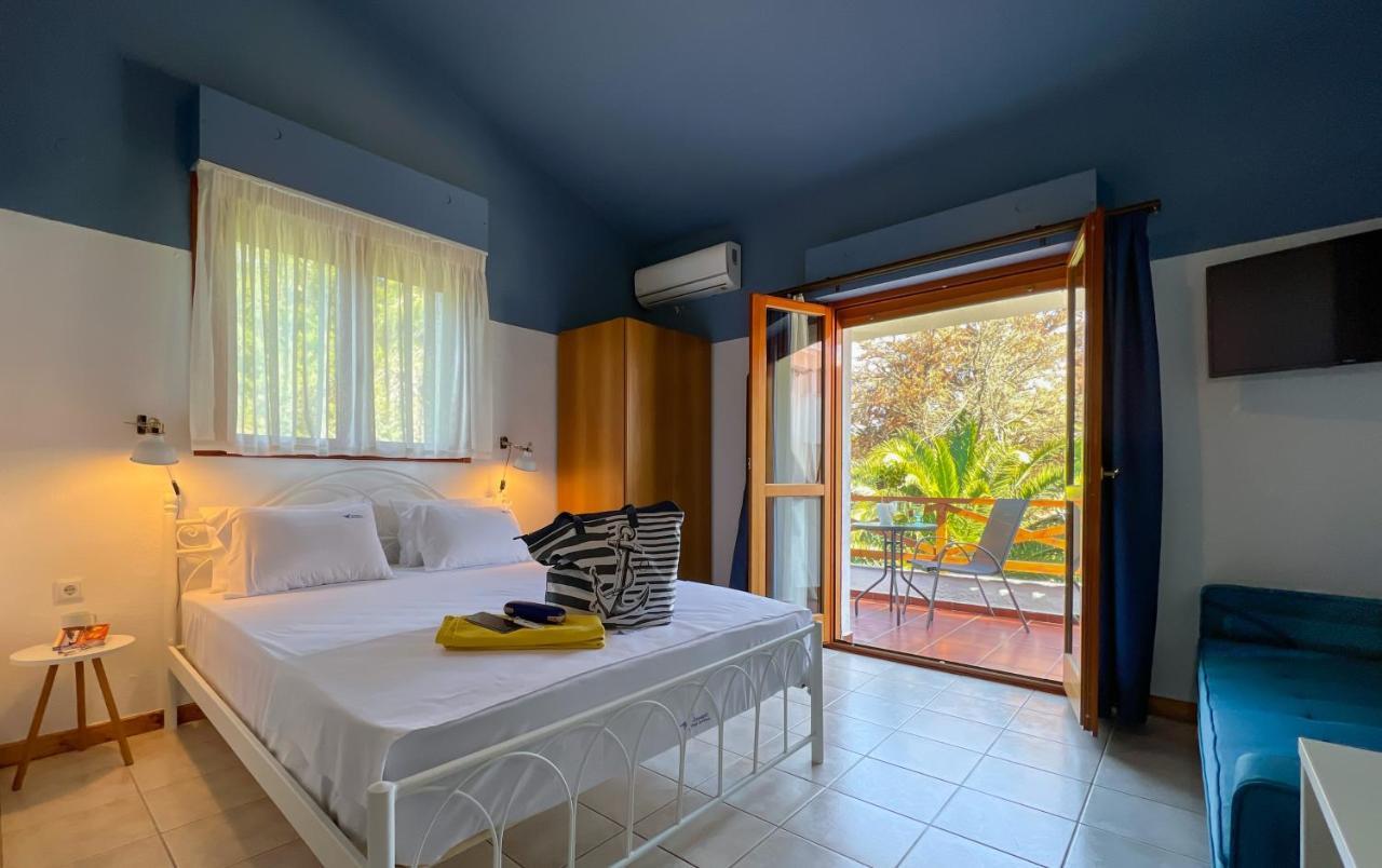 Joseph Village Apartments فوركا المظهر الخارجي الصورة