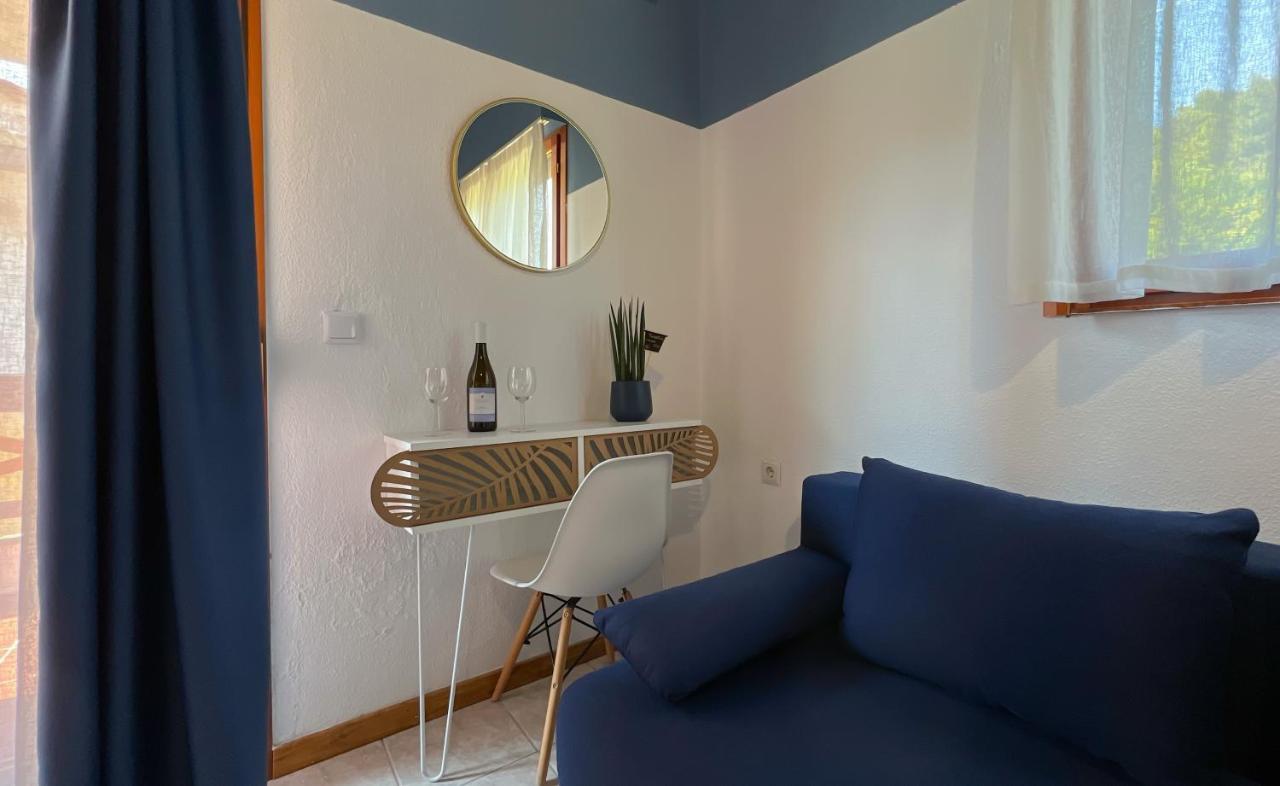 Joseph Village Apartments فوركا المظهر الخارجي الصورة