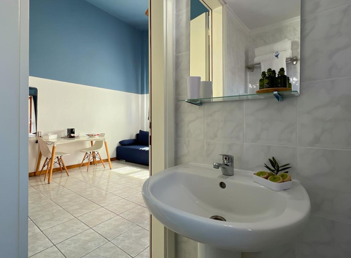 Joseph Village Apartments فوركا المظهر الخارجي الصورة