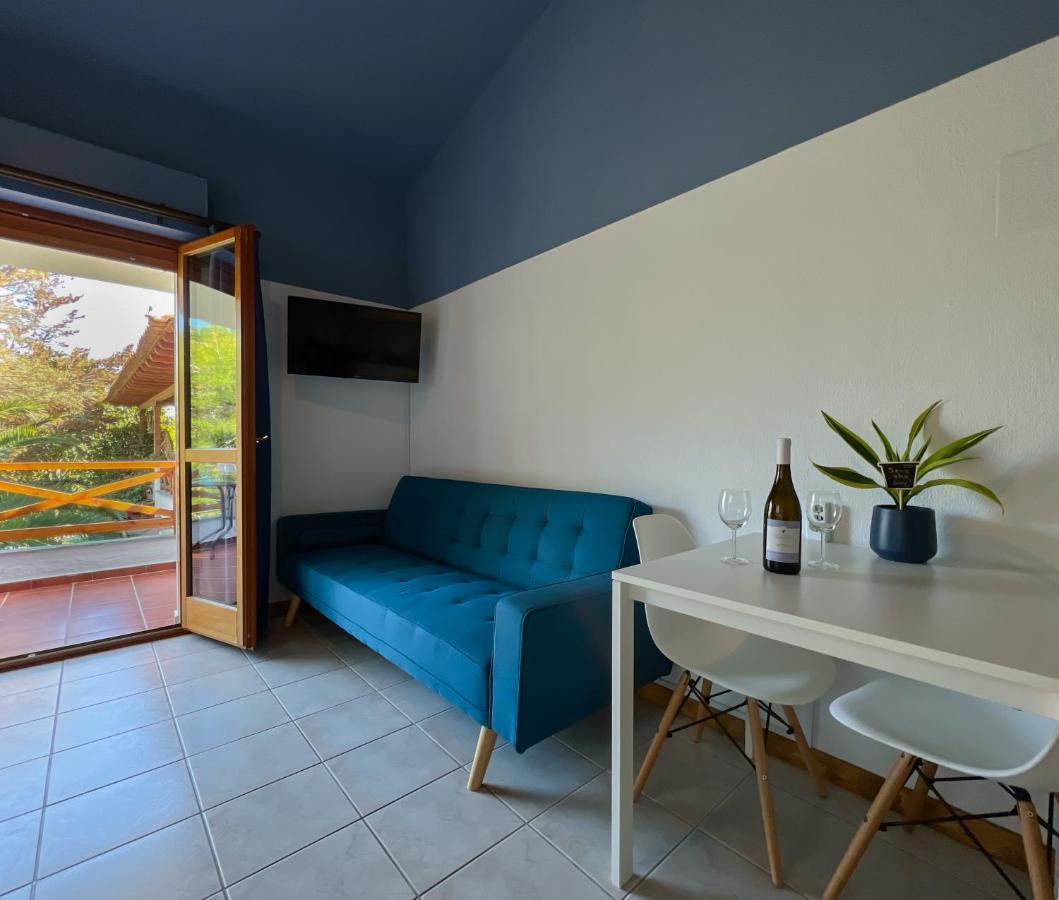 Joseph Village Apartments فوركا المظهر الخارجي الصورة