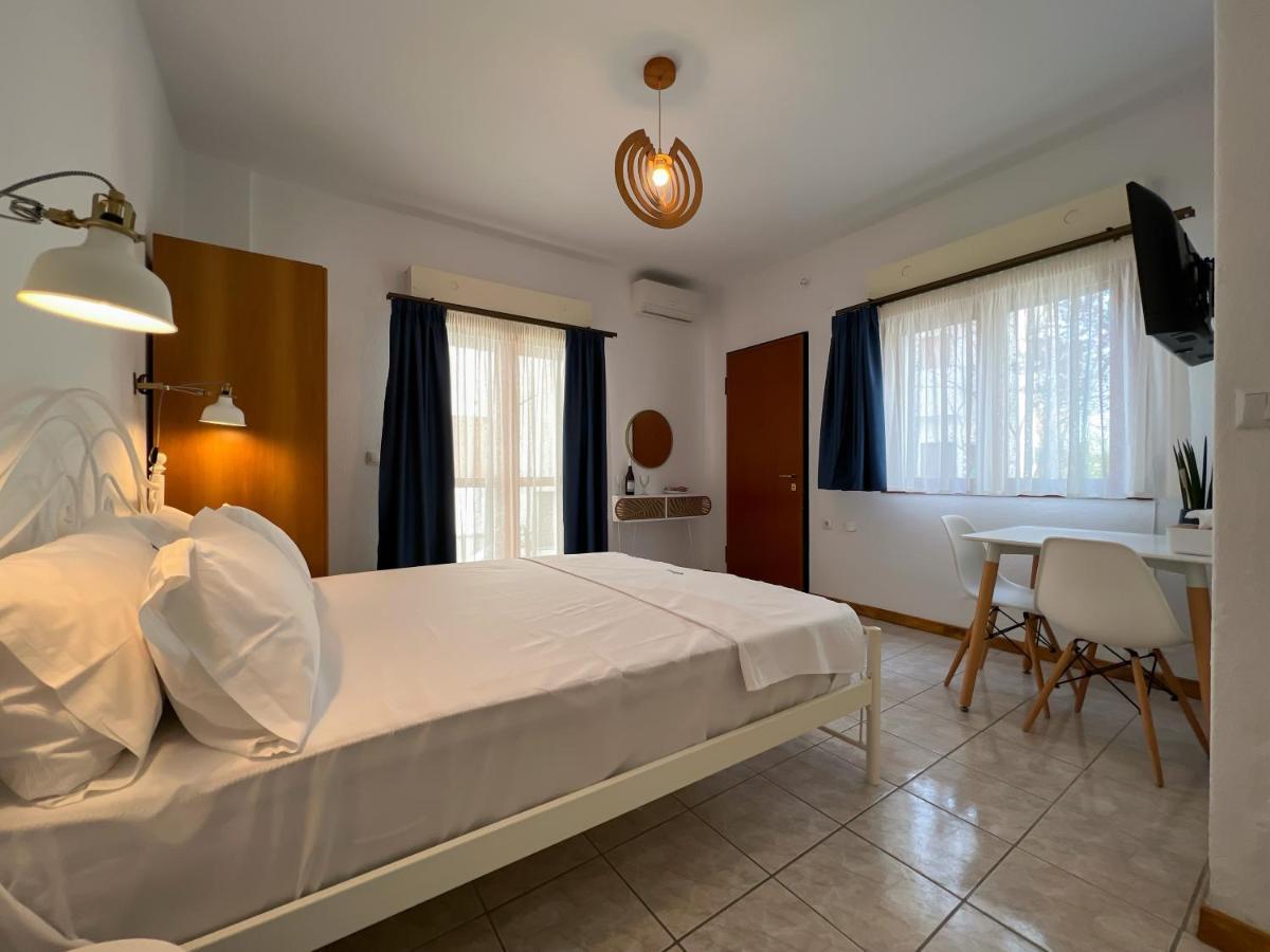 Joseph Village Apartments فوركا المظهر الخارجي الصورة