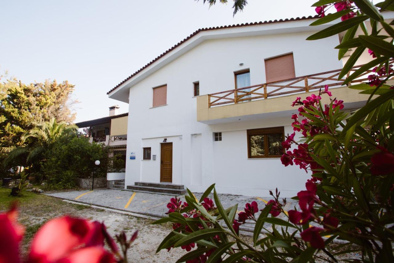 Joseph Village Apartments فوركا المظهر الخارجي الصورة